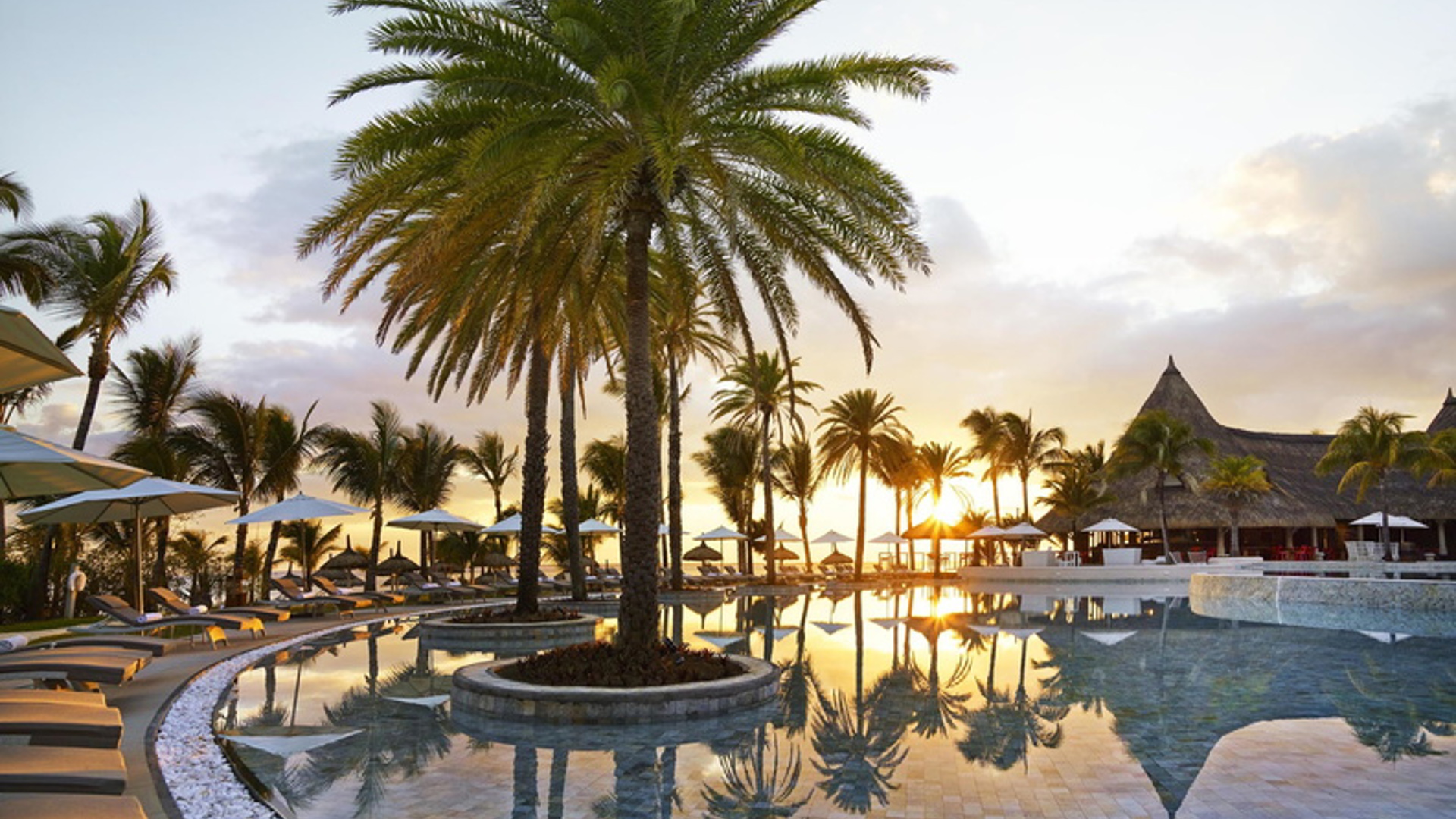 Sunrise at LUX* Belle Mare