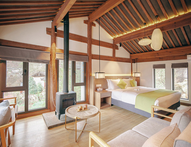 lux<bdi>*</bdi> suite-2