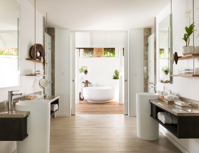 romantic beach pool villas-3