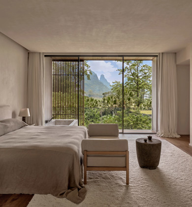 ONE BEDROOM DELUXE SUITE