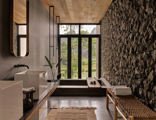 lux<bdi>*</bdi> suite-4