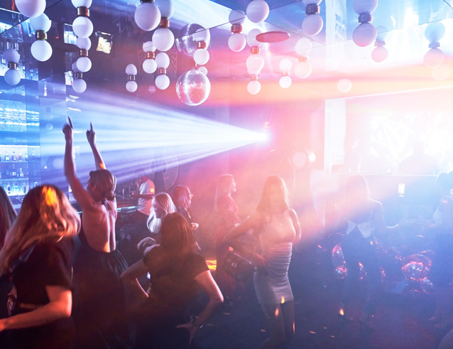 نادي آي كيسو-1