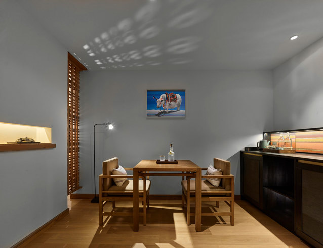 suite lux<bdi>*</bdi>-4