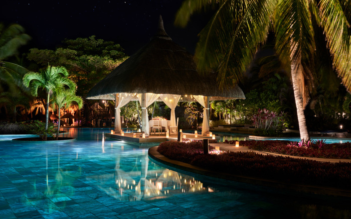 LUX LE MORNE FESTIVE