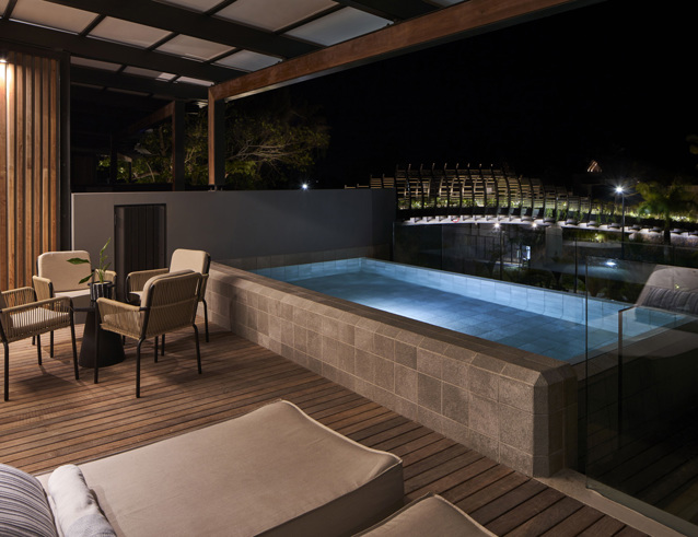 lux<bdi>*</bdi> pool residences-5