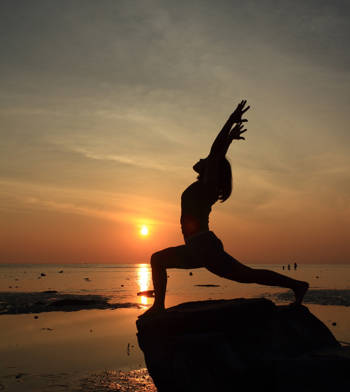 full moon yoga & sound healing