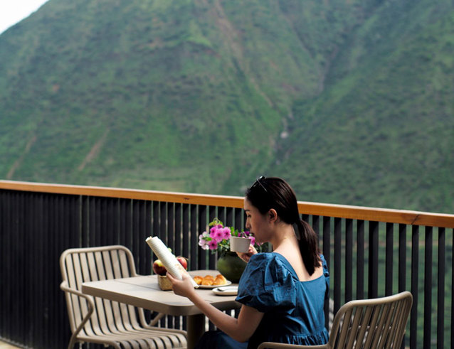 patio & salon de thé-1