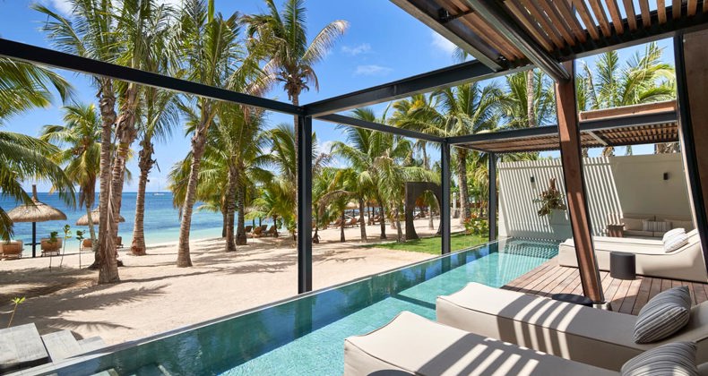 LUX<BDI>*</BDI> GRAND BEACH POOL VILLA