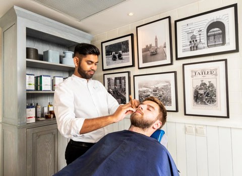 Pour elle & lui : salon de coiffure, bar à ongles et barbier LUX* Me