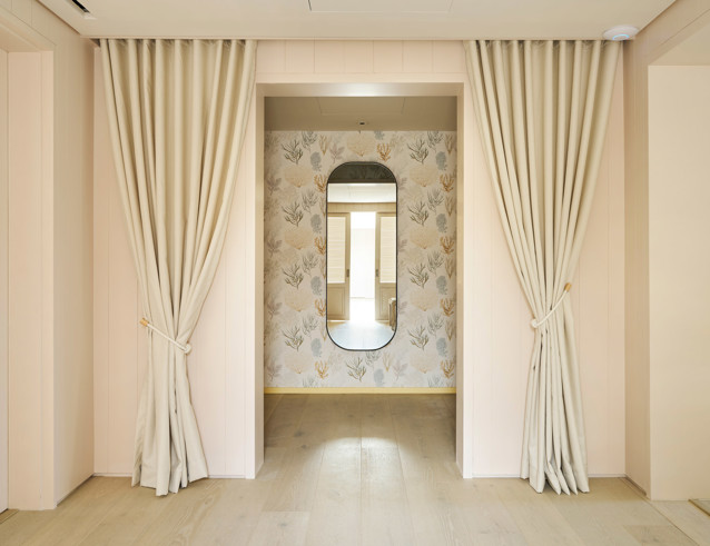 the grand lux<bdi>*</bdi> suite-2