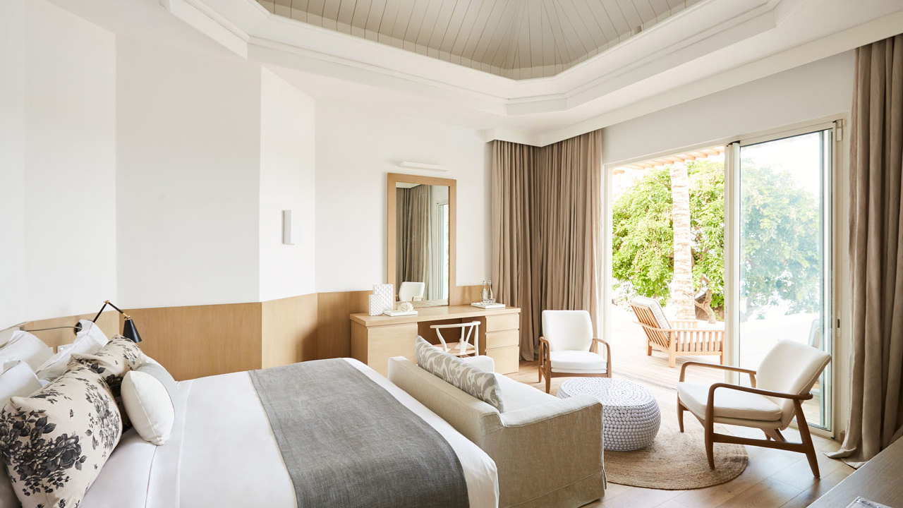 LUX* Villa