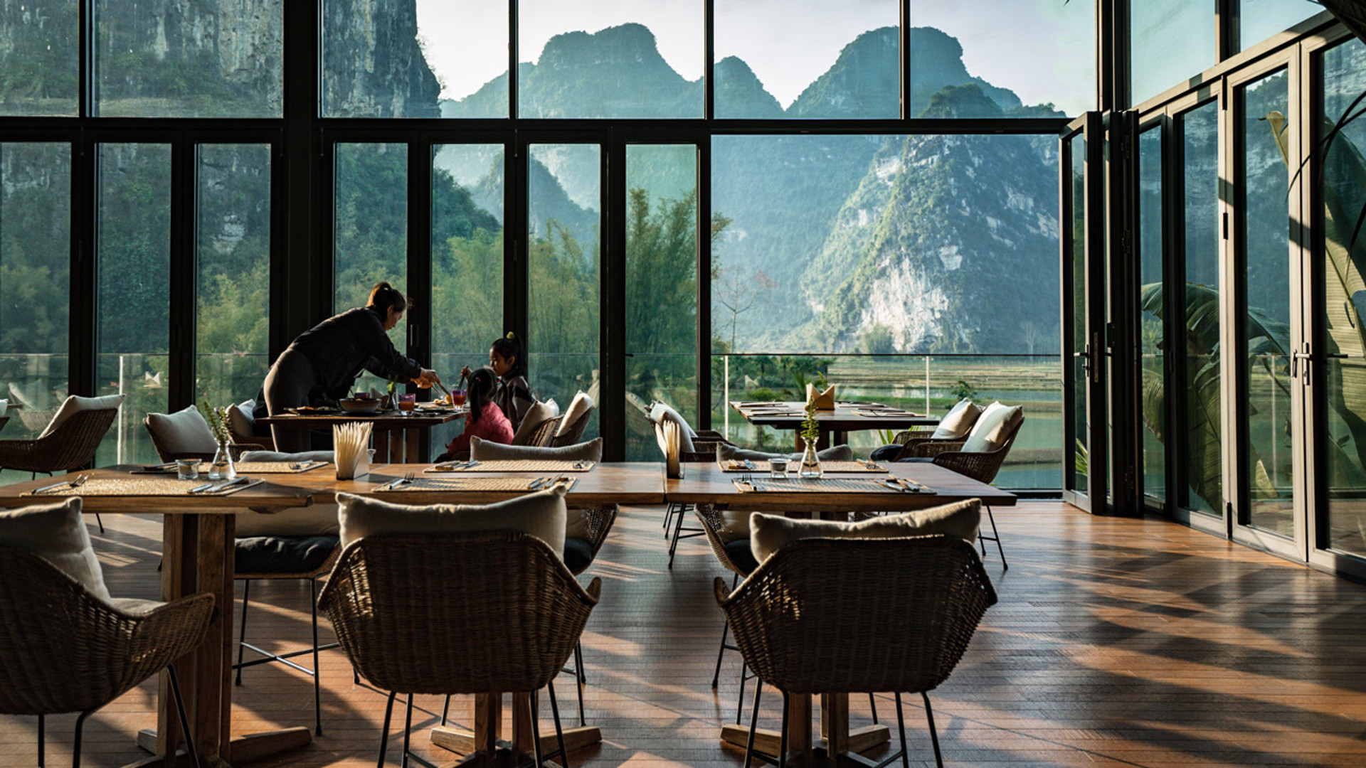 Current at LUX* Chongzuo, Guangxi