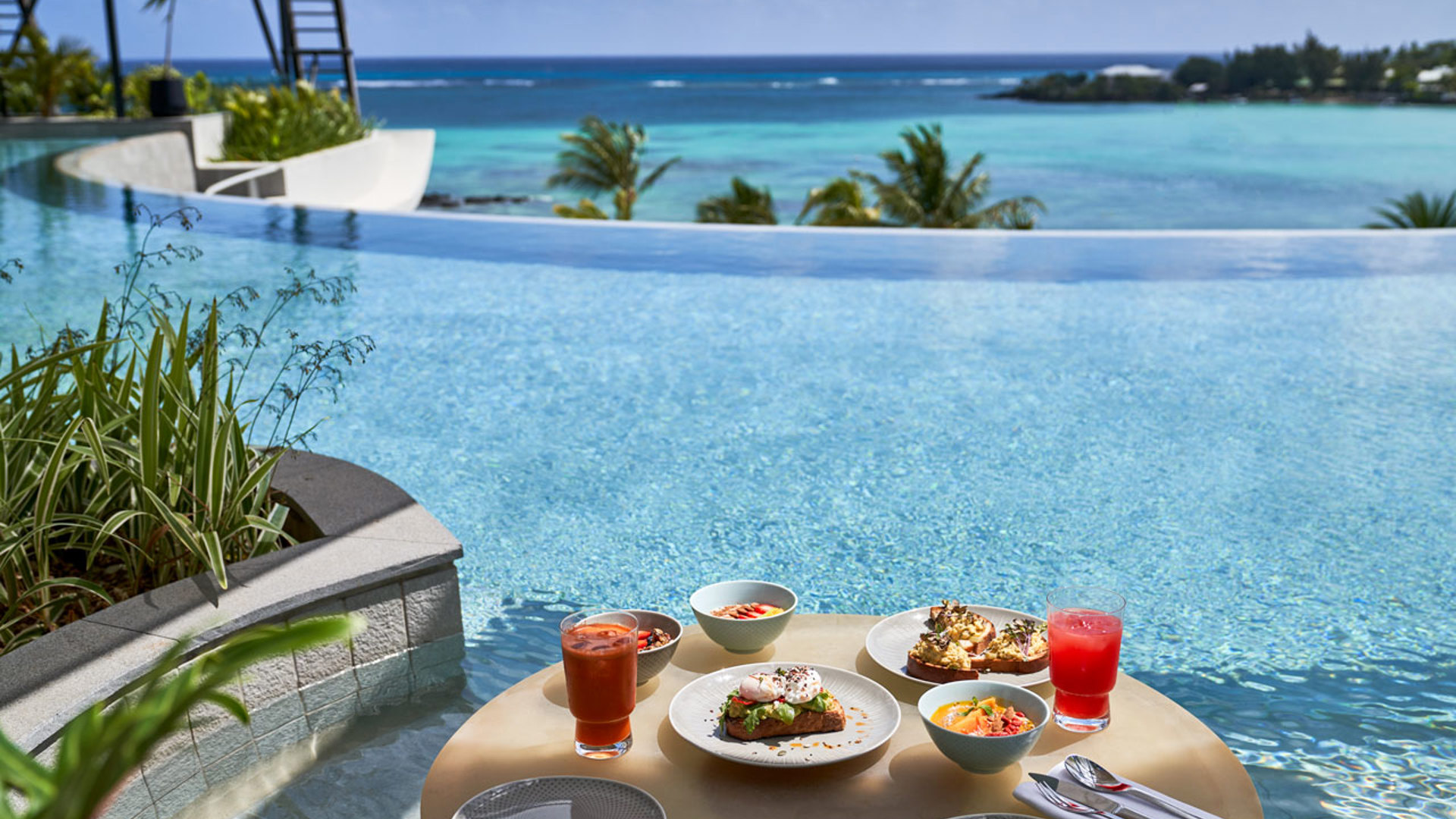 Breakfast at Bisou, LUX* Grand Baie
