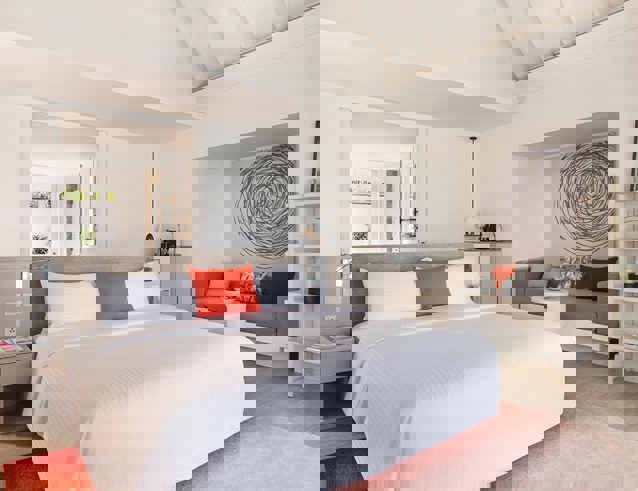 romantic beach pool villas-1