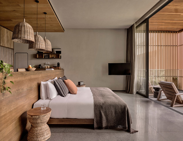 lux<bdi>*</bdi> suite-1