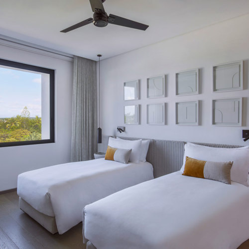 LUX* Pool Penthouses-14