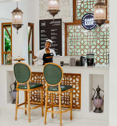 CAFÉ LUX<BDI>*</BDI>