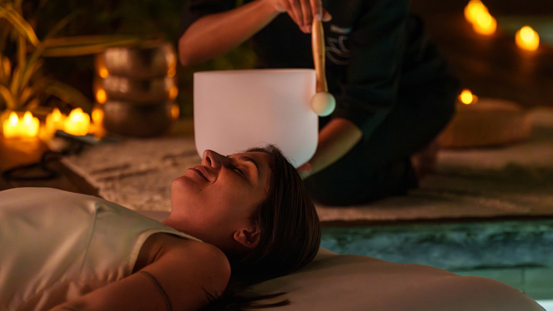 Night at the spa, Floating Sound Bath