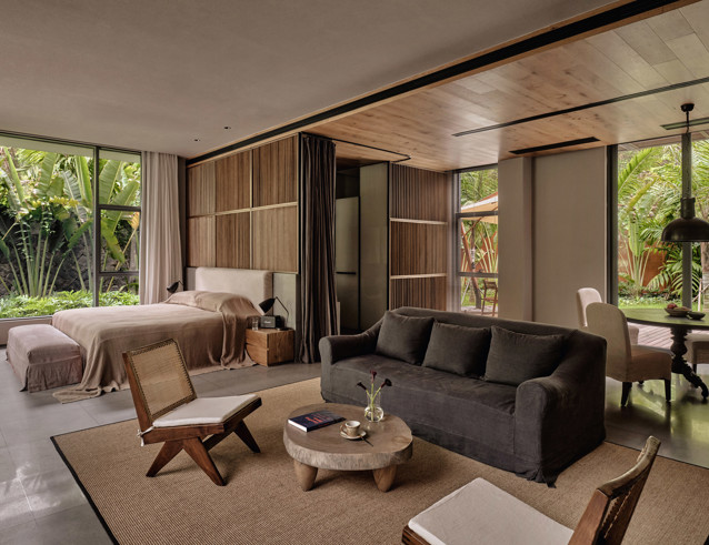 lakeview pool suite-4